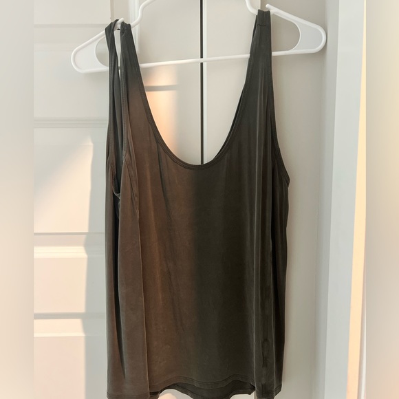 Lululemon Tank Top - Picture 2 of 3